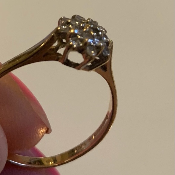 Vintage Dynasty Star Cluster 14K Diamond Ring - Picture 5 of 8